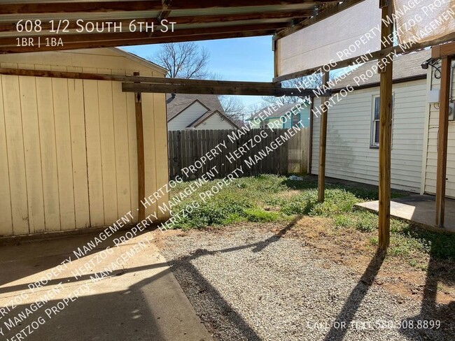 608 1/2 S 6th St in Ponca City, OK - Building Photo - Building Photo