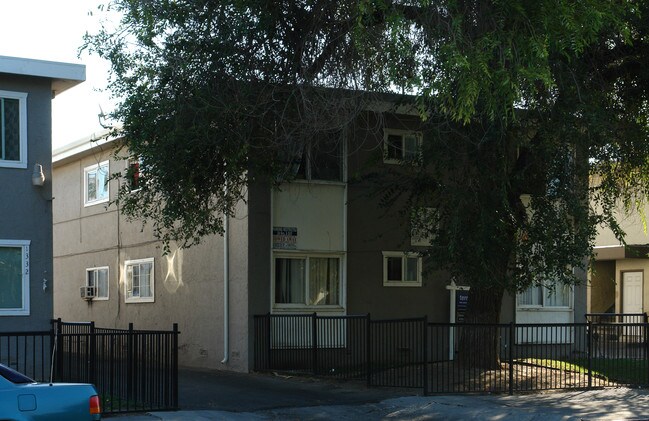 1334 Crucero in San Jose, CA - Foto de edificio - Building Photo