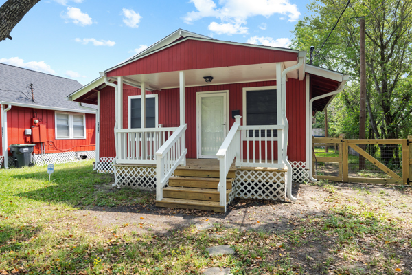 7816 James St in Pearland, TX - Building Photo
