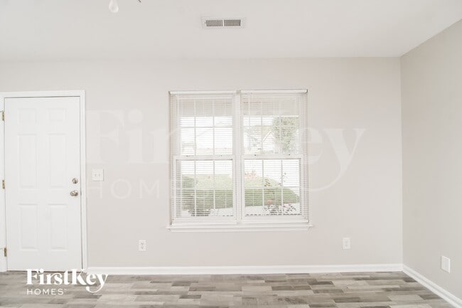 1403 Rosebay Ct, Unit 1204 in Jamestown, NC - Building Photo - Building Photo