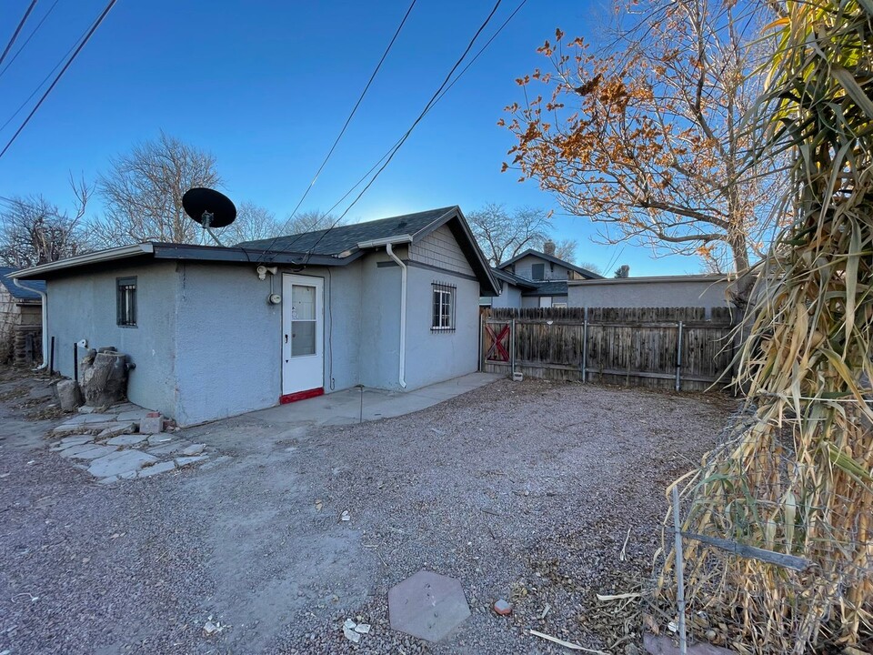 1420 Carteret Ave in Pueblo, CO - Building Photo