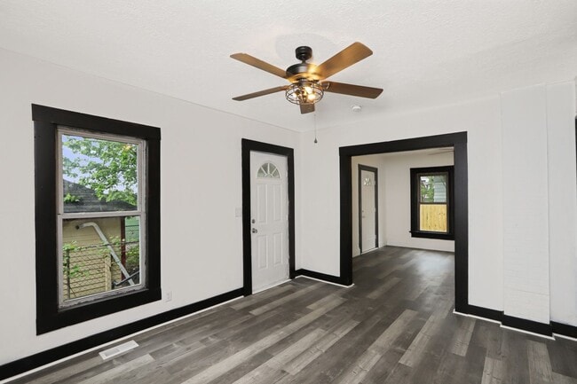 property at 1040 Huffman Ave