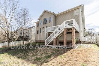 9244 Palm Bay Cir in Raleigh, NC - Building Photo - Building Photo