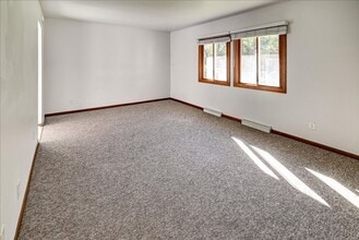 4603 Dennis Dr in Madison, WI - Building Photo - Building Photo