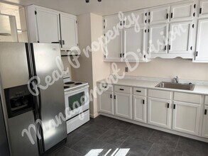 1122 W Centre St in Springfield, IL - Building Photo - Building Photo