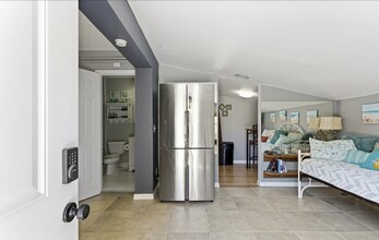 1811 Eastern Dr, Unit 1811 Eastern Dr. in Jacksonville Beach, FL - Foto de edificio - Building Photo