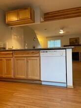 2518 SE Nehalem St in Portland, OR - Building Photo - Building Photo