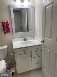 25249 Destination Square photo'