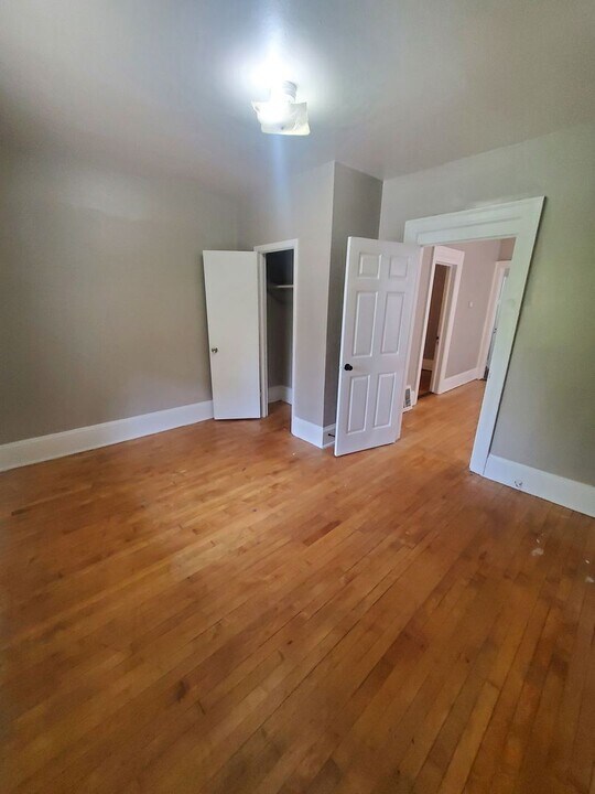 3372-3374 N Richards St in Milwaukee, WI - Building Photo