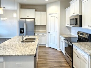 104 Elaina Grey Ct in New Market, AL - Building Photo - Building Photo