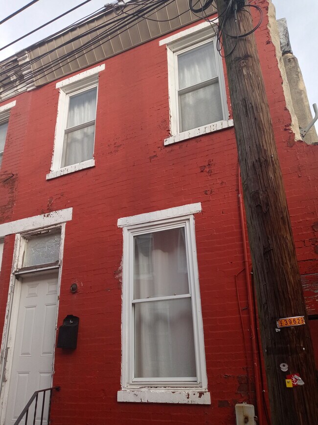 2315 N Mutter St photo'