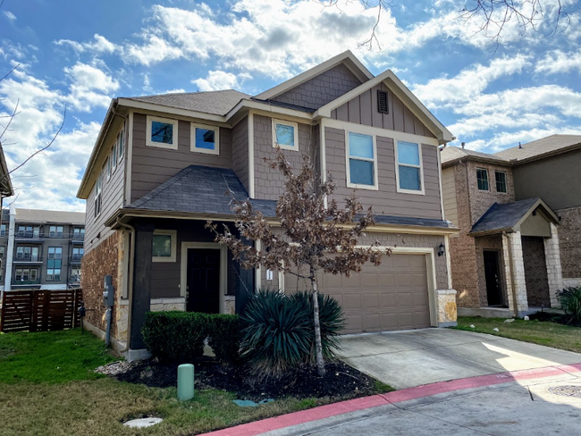 10511 Turnbull Loop in Austin, TX - Foto de edificio - Building Photo