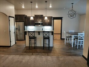 4210 W Country Club Dr in Stillwater, OK - Building Photo - Building Photo