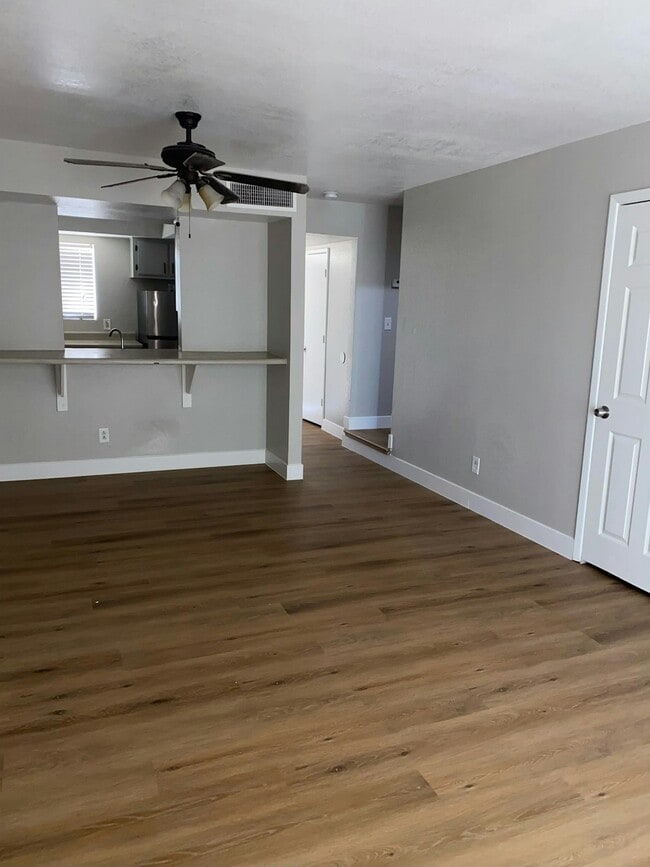 2814 E Le Marche Ave in Phoenix, AZ - Building Photo - Building Photo