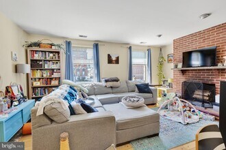 2043 Spring Garden St-Unit -1F in Philadelphia, PA - Building Photo - Building Photo