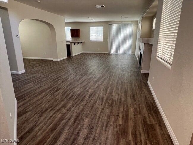 1625 Yellow Tulip Pl in Henderson, NV - Building Photo - Building Photo