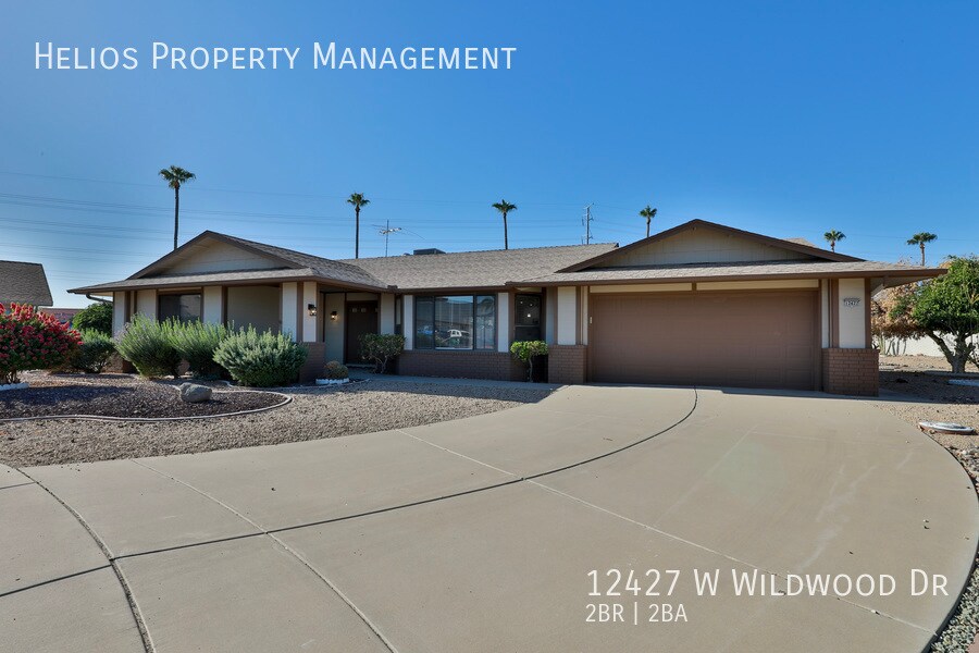 12427 Wildwood Dr in Sun City West, AZ - Building Photo