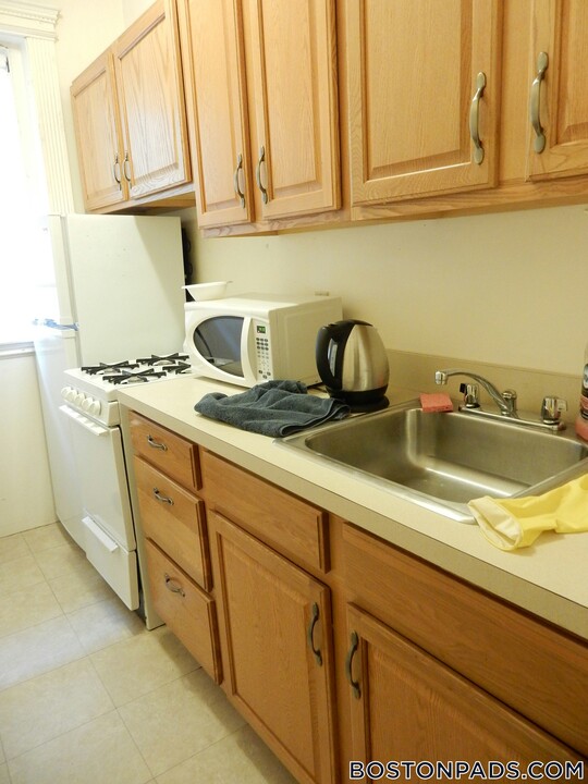 24 Westland Ave in Boston, MA - Building Photo