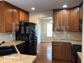 1544 Moss Creek Dr, Unit 07304 in Harrisburg, NC - Foto de edificio - Building Photo