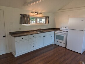 509 E State St in La Conner, WA - Building Photo - Building Photo