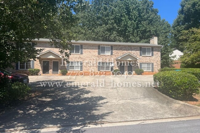 property at 3071-3077 Spruce Cir