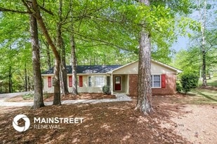 606 Hamlet Ct SE in Conyers, GA - Building Photo