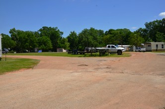 Mesa Mobile Home Park in Palestine, TX - Building Photo - Building Photo