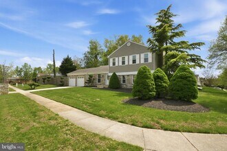 510 Moat Way in Fort Washington, MD - Foto de edificio - Building Photo