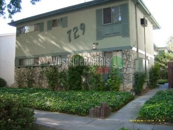 729 Locust St, Unit 5 in Pasadena, CA - Building Photo