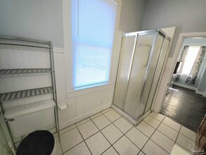 911 N Spring St in Pensacola, FL - Building Photo - Building Photo