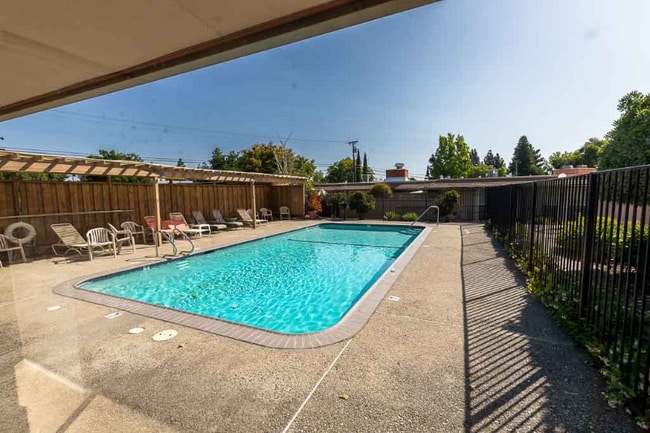 property at 1671 Alvarado Ave