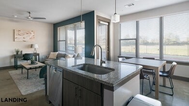 14805 Grisby Rd in Houston, TX - Foto de edificio - Building Photo