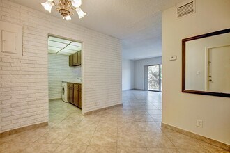 825 NW 13th St in Boca Raton, FL - Building Photo - Building Photo