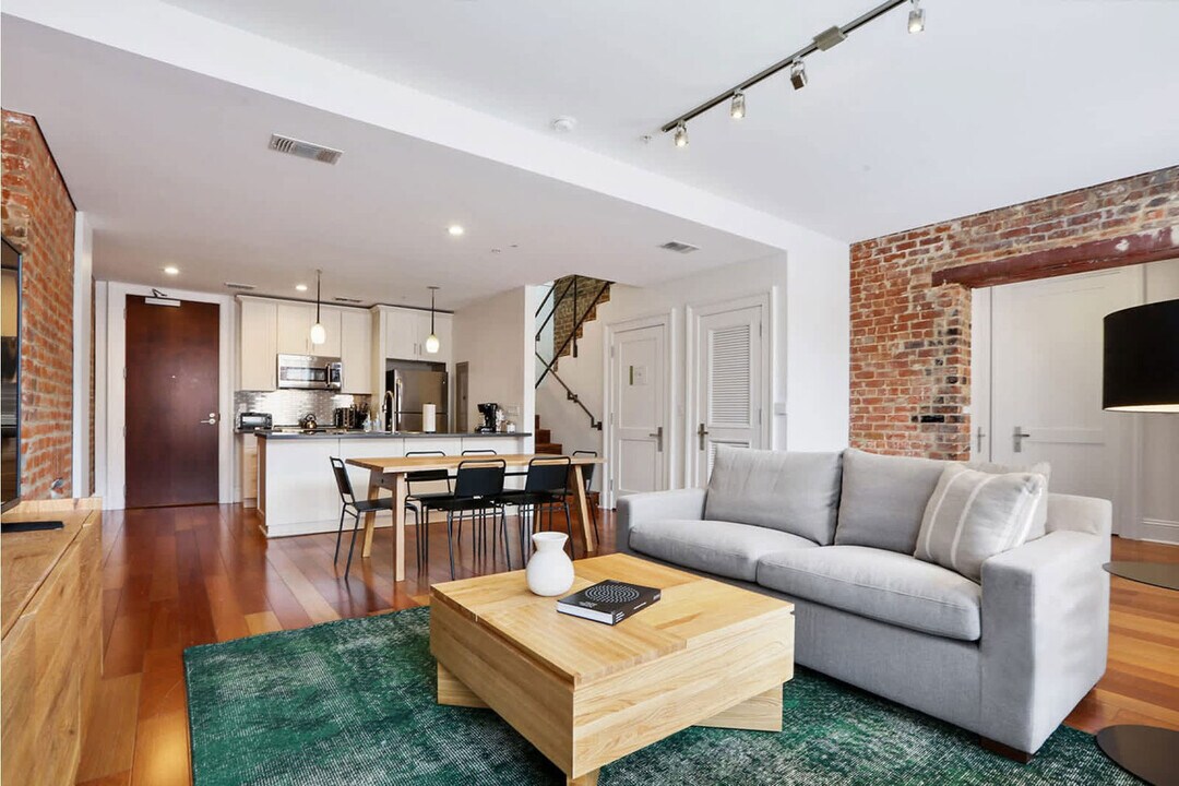822 Perdido St in New Orleans, LA - Building Photo