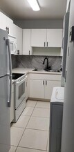 15260 SW 80th St in Miami, FL - Building Photo - Building Photo