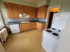 1112 E 6th St in Duluth, MN - Building Photo - Building Photo