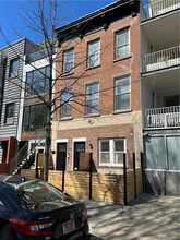 955 Pacific Street in Brooklyn, NY - Building Photo - Building Photo