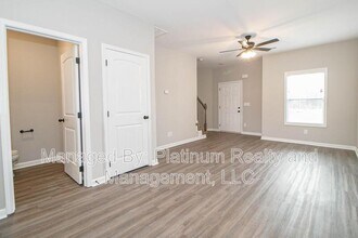 1115 Hillwood Dr in Clarksville, TN - Building Photo - Building Photo