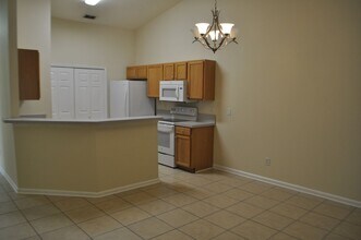 21 Rosecroft Ln in Palm Coast, FL - Building Photo - Building Photo