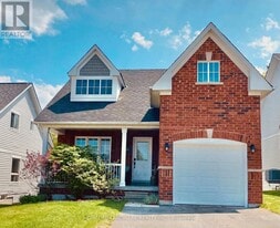 78 Christy Dr in Wasaga Beach, ON - Building Photo