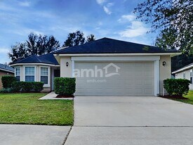 9422 Daniels Mill Dr in Jacksonville, FL - Building Photo