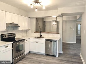 1533 Casino Cir in Silver Spring, MD - Building Photo - Building Photo