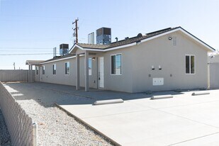 1524 Porter St in Ridgecrest, CA - Building Photo