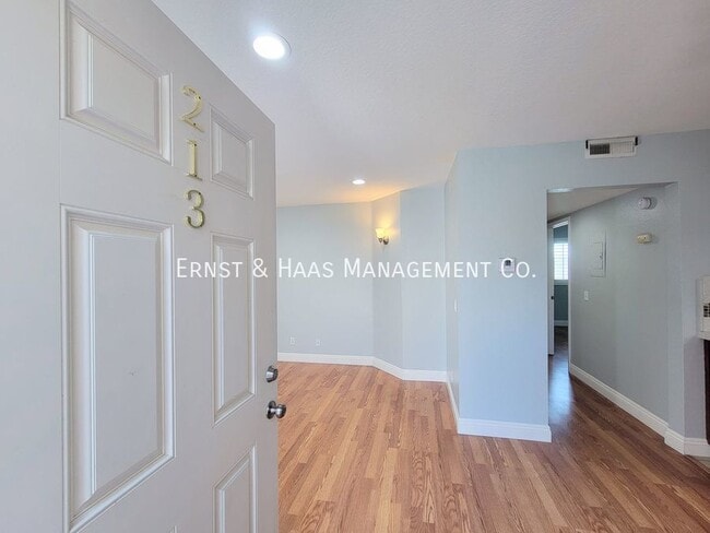 1121 Obispo Ave in Long Beach, CA - Building Photo - Building Photo