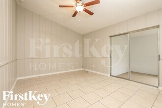 2045 Houndslake Dr in Winter Park, FL - Building Photo - Building Photo