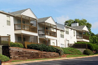 Greenhouse Apartments in Kennesaw, GA - Building Photo - Building Photo