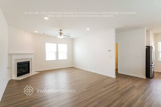 300 Deacon Ln in White House, TN - Foto de edificio - Building Photo
