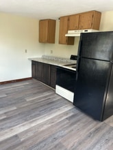 5 C Grove St in Millbury, MA - Building Photo - Building Photo