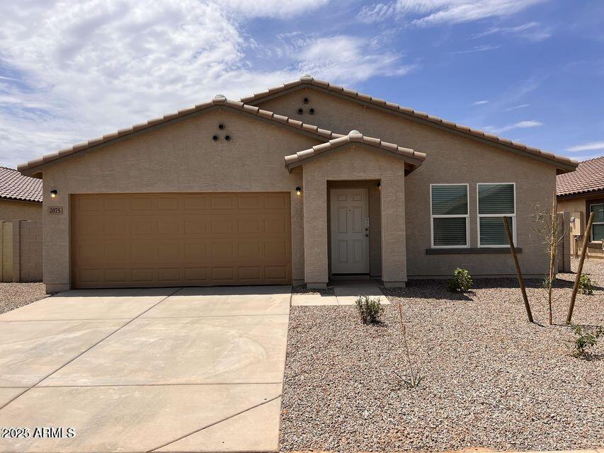 2075 E Velvet Pl in Casa Grande, AZ - Building Photo