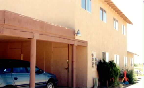 16395 Village Dr in Victorville, CA - Building Photo - Building Photo